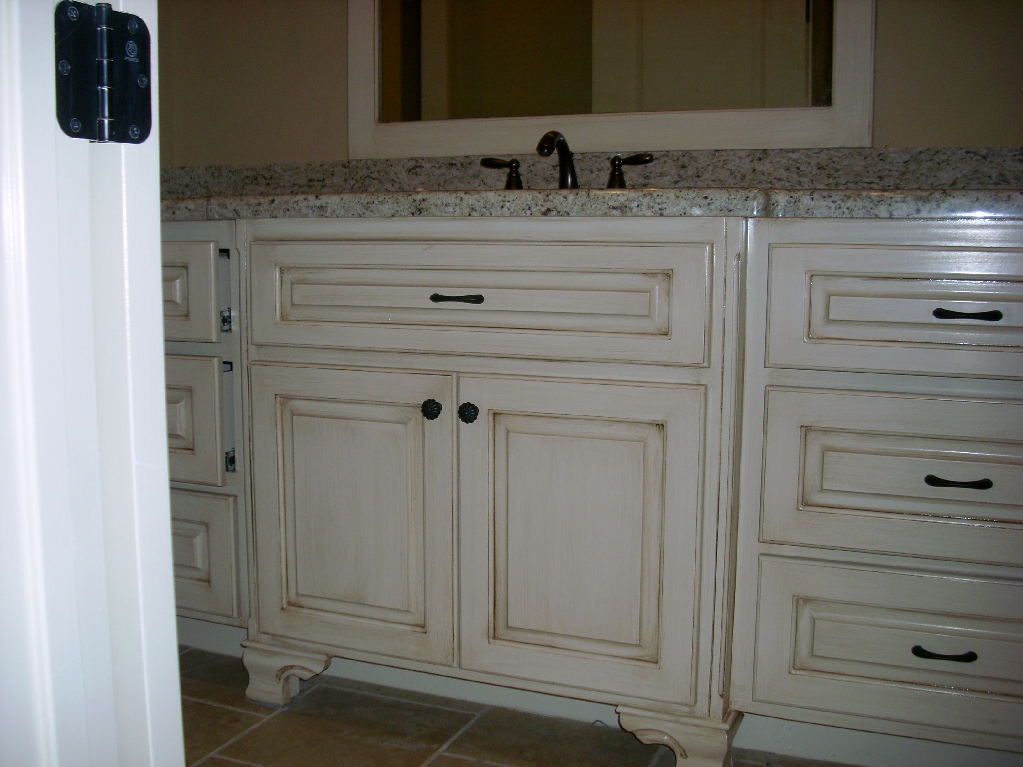 Custom Hand Painted Kitchen Cabinets Houston 832-257-9285